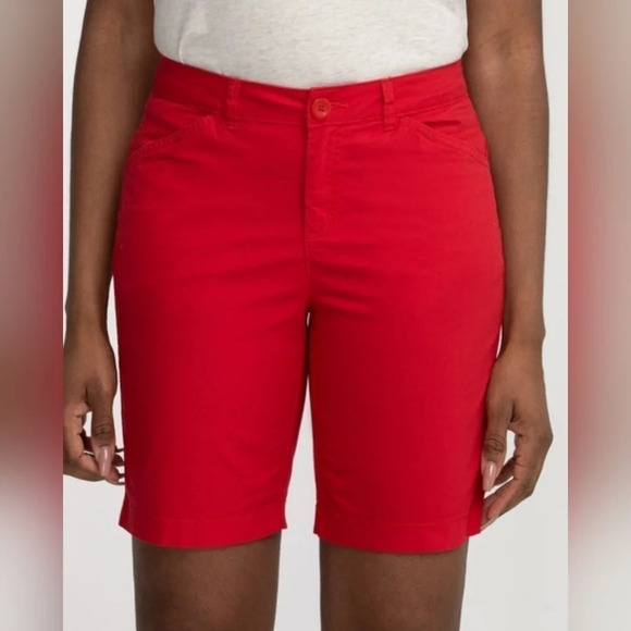 Cleo  Low Impact Poplin Short - Picture 3 of 7